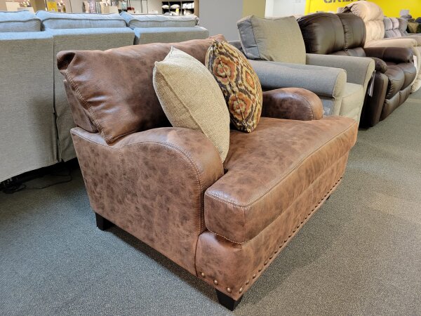 Indira Chair 1/2 - Image 2