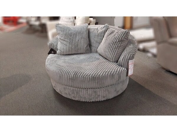 Lindyn Swivel Chair Chairs Ashley Furniture